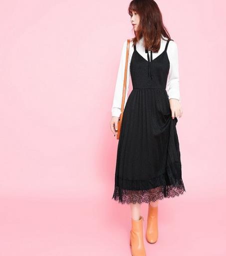 有了百褶连衣裙 冬天才会更有魅力（图）