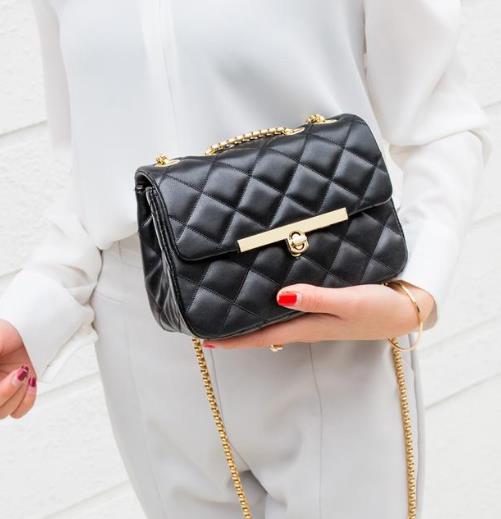 5款经典菱格链条包 独领时尚前沿（图）