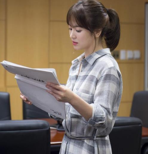 小个子穿衣不好看 跟着宋慧乔学穿搭你也是女神 小个子穿衣不好看 跟着宋慧乔学穿搭你也是女神