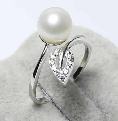 秀气优雅的4款珍珠戒指搭配：气质十足（图）