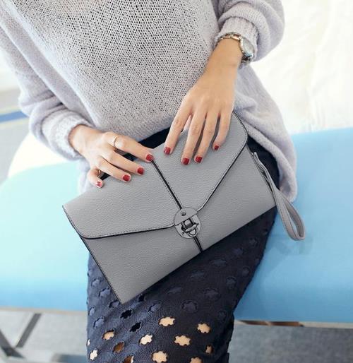 最新潮的几款手拿包:时髦洋气手拿包推荐(图) 最新潮的几款手拿包:时髦洋气手拿包推荐(图)