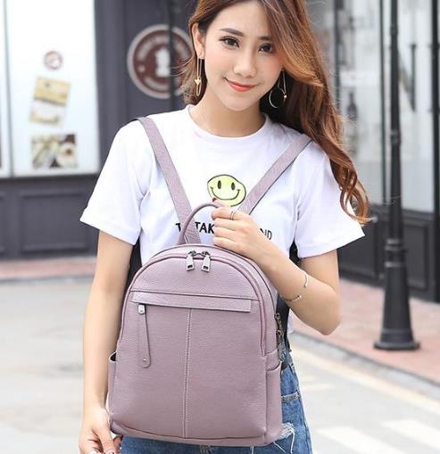 明星同款真皮双肩包来袭：时尚减龄显气质（图）