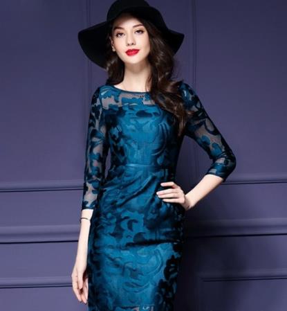 2018早春微胖女生穿搭示范：女神力爆棚