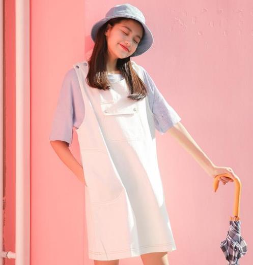 今年最流行这几款减龄显瘦背带裤搭配示范（图）