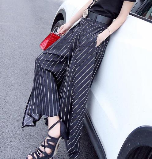 优雅大气的甩腿裤今年火起来了(图) 优雅大气的甩腿裤今年火起来了(图)