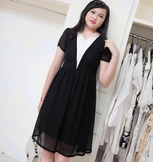 有小肚子穿裙子不好看 这几款大码连衣裙时尚显瘦