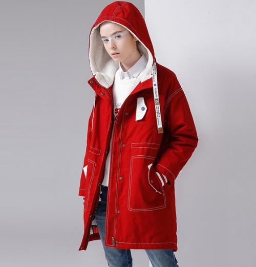 新年战衣 来波鲜亮的外套提提神（图）