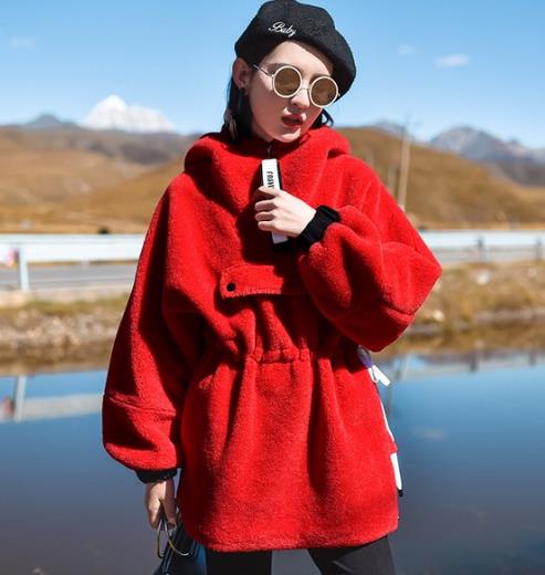 新年战衣 来波鲜亮的外套提提神（图）