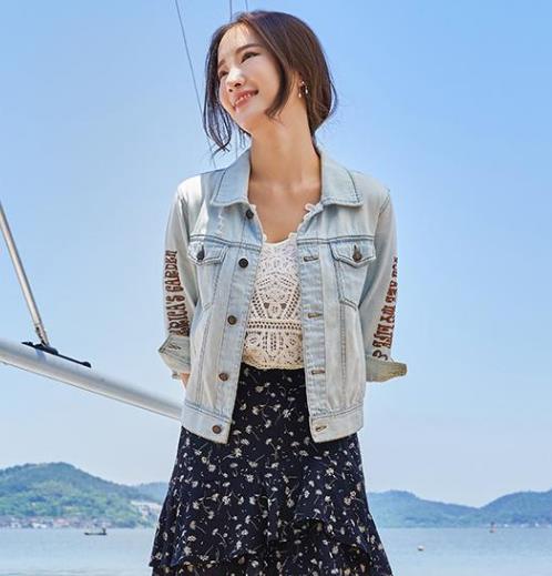 早春新款时尚百搭牛仔服 你入手了吗(图) 早春新款时尚百搭牛仔服 你入手了吗(图)