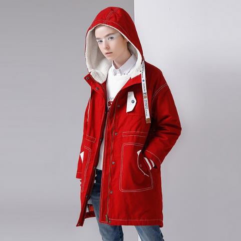 学生党该怎么穿搭:还是卫衣最靠谱(图) 学生党该怎么穿搭:还是卫衣最靠谱(图)