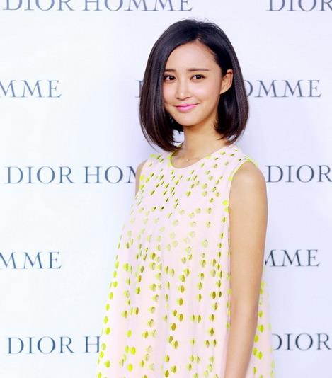 学张歆艺率真短发自信洒脱（图）