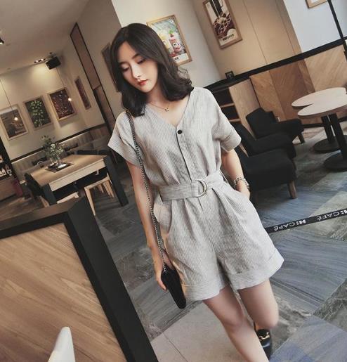 显高显瘦显气质的套装裙搭配示范(图) 显高显瘦显气质的套装裙搭配示范(图)