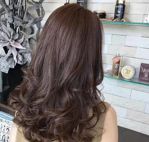 今年头发就这么整：精致长发短发发型推荐（图）