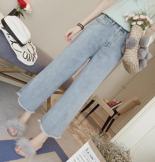 春季正流行的浅色系牛仔裤：时髦显瘦又百搭