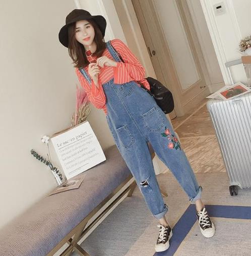 春季正流行的浅色系牛仔裤：时髦显瘦又百搭