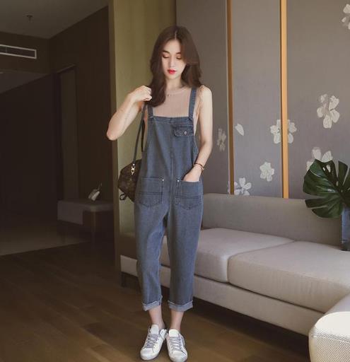 春季正流行的浅色系牛仔裤：时髦显瘦又百搭