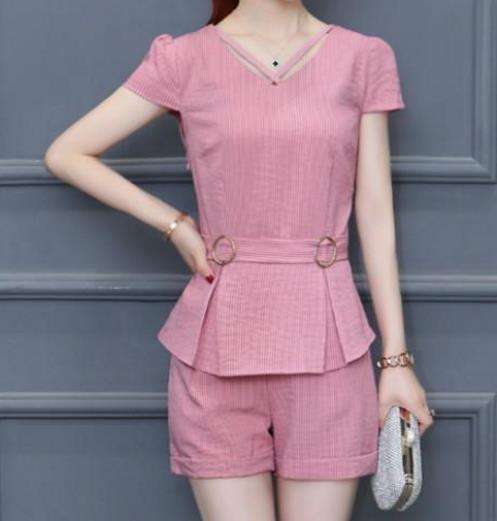 今年必火的6款修身显瘦套装搭配示范（图）