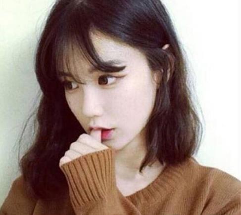 	
2018冬季女生最新时尚发型示范图片精选（图）
