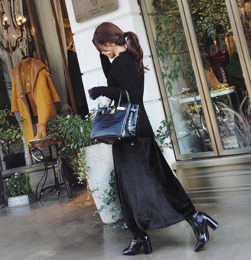 这个春季流行大牌风范的半身裙：高贵优雅（图）