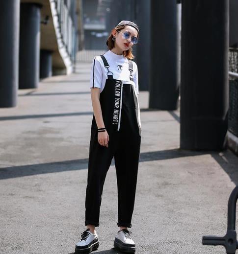 如何让小个子拥有视觉大长腿 阔腿裤让你更有范