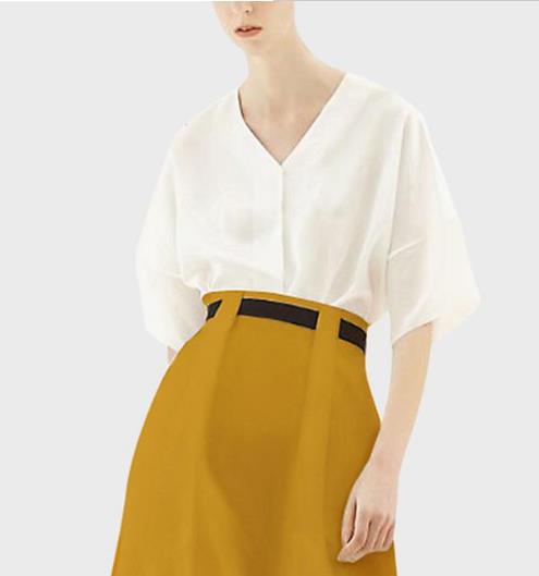 小个子穿上大牌套装秒变大长腿：时髦显气质