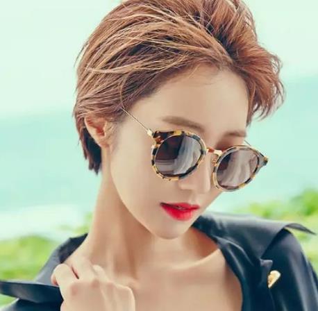 越剪越短越时髦 人见人爱的明星同款短发示范（图）