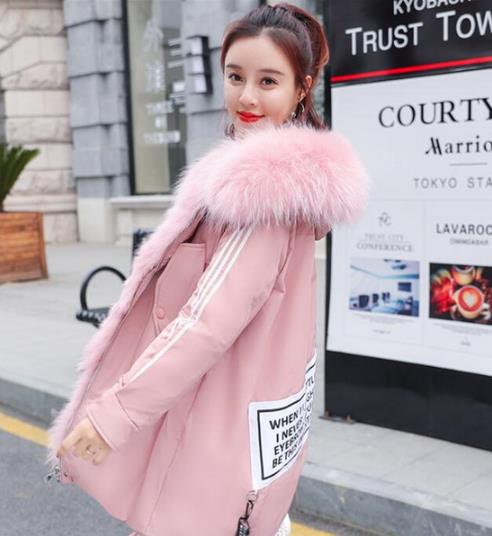 羽绒服这样穿立马潮炸天 时尚显瘦羽绒服推荐