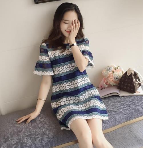 回头率太高都是蕾丝连衣裙惹的祸（图）