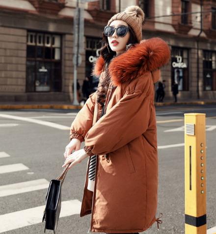 如何打破冬日无聊穿搭：时髦羽绒服穿出超模感
