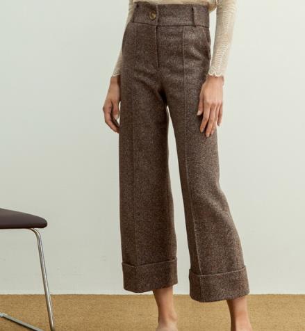 冬季潇洒出街遮肉神器：显瘦阔腿裤推荐