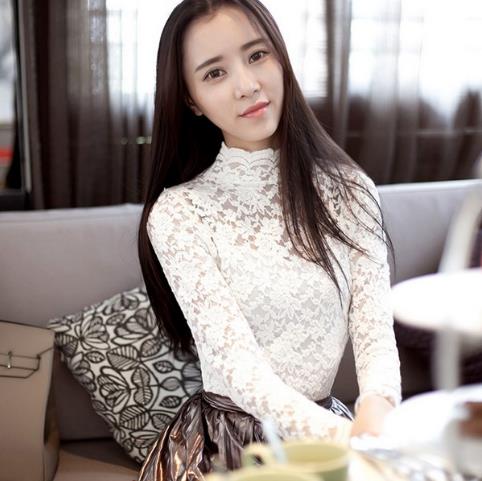 这几款雪纺蕾丝衫搭配 微微一透比较有韵味 这几款雪纺蕾丝衫搭配 微微一透比较有韵味