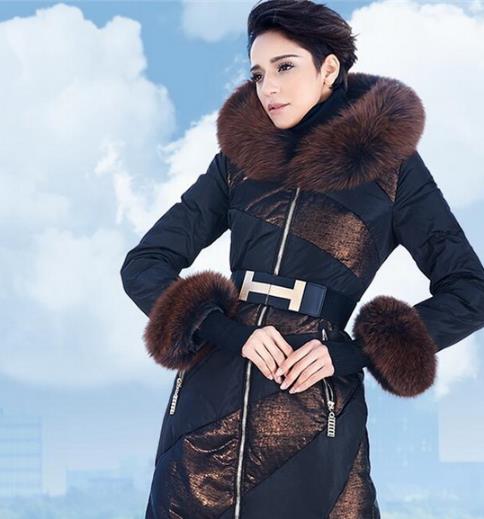 如何挑选羽绒服 这几款羽绒服时尚最流行