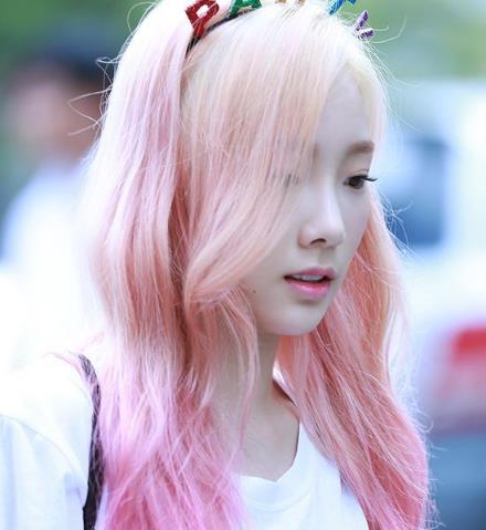 明星同款最时髦发色 发色百变美颜不变