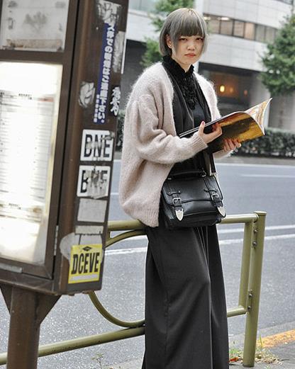 时尚潮人都爱长裙 5款长裙穿出春装新穿法