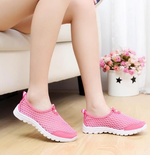 2018春季最流行唐嫣同款袜子鞋 帅气性感（图）