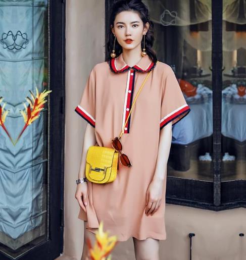 今年春季大火的衬衫裙 时髦显瘦又减龄（图）