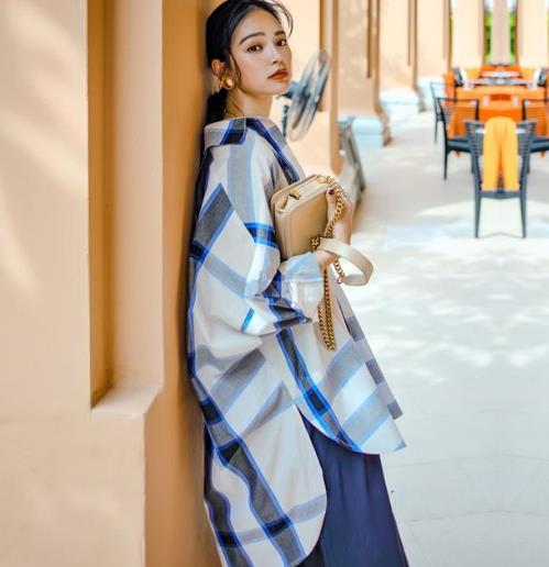 今年春季大火的衬衫裙 时髦显瘦又减龄（图）