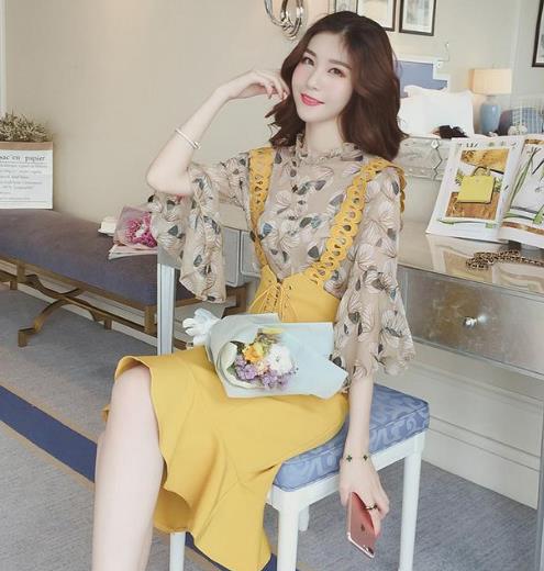 早春流行减龄扮嫩的背带裙 让年龄成为秘密