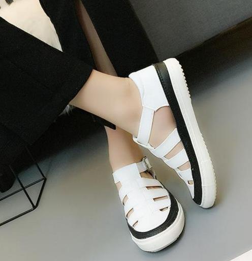 今年流行时尚百搭显腿长的松糕鞋搭配(图) 今年流行时尚百搭显腿长的松糕鞋搭配(图)