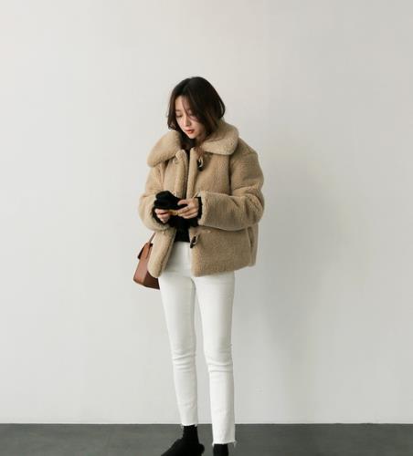 小个子冬天穿衣搭配：5款单品搭配显高又显瘦