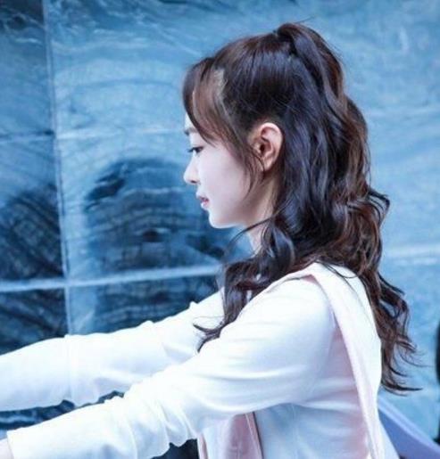 6款气质女生日常约会扎发发型示范（图）