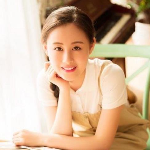 6款气质女生日常约会扎发发型示范（图）