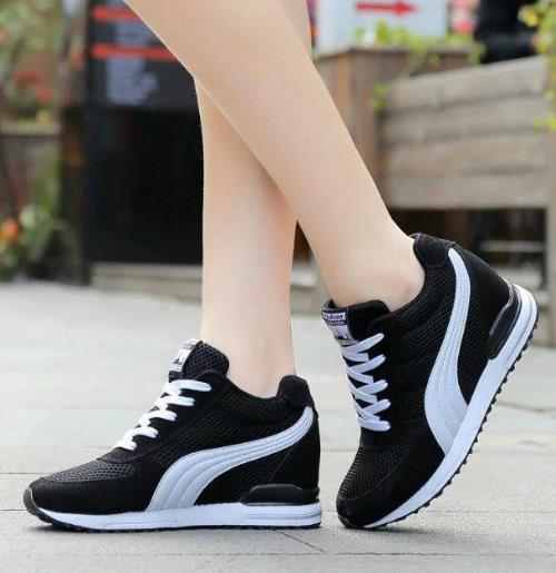 今年春季最流行的5款隐形增高运动鞋：经典百搭