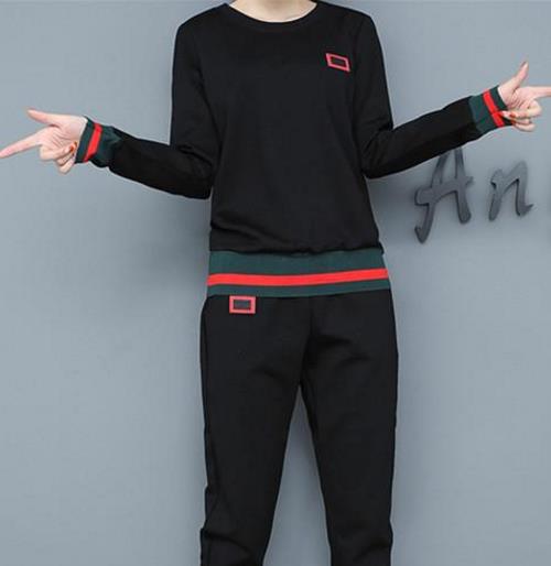 胖妹子穿更好看的运动风大码套装：打造苗条身姿