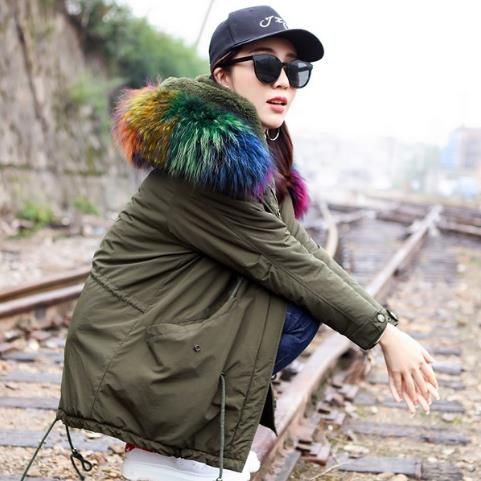 寒冬有羊羔毛棉衣搭配 继续做潮人 寒冬有羊羔毛棉衣搭配 继续做潮人