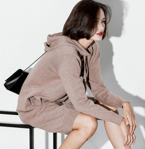 微胖身材怎么穿毛衣裙 5款显瘦毛衣裙推荐（图）