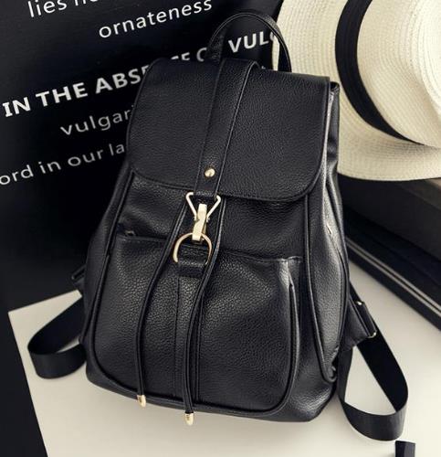 今年流行的菱格真皮双肩包 简约又时尚