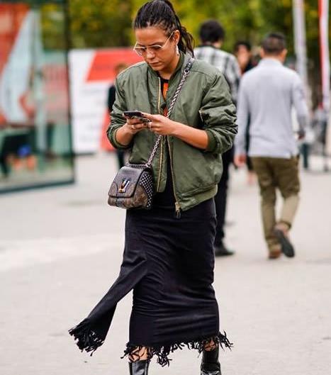 冬季如何穿搭半身裙：5款半身裙搭配让你更优雅