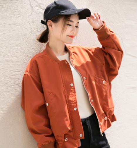 今年街拍的流行趋势 秋冬夹克外套分享（图）