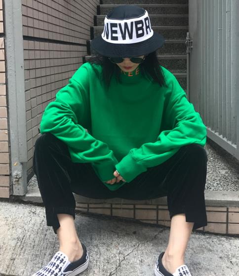 腿粗屁股大只要穿好裤子 照样美进心坎里